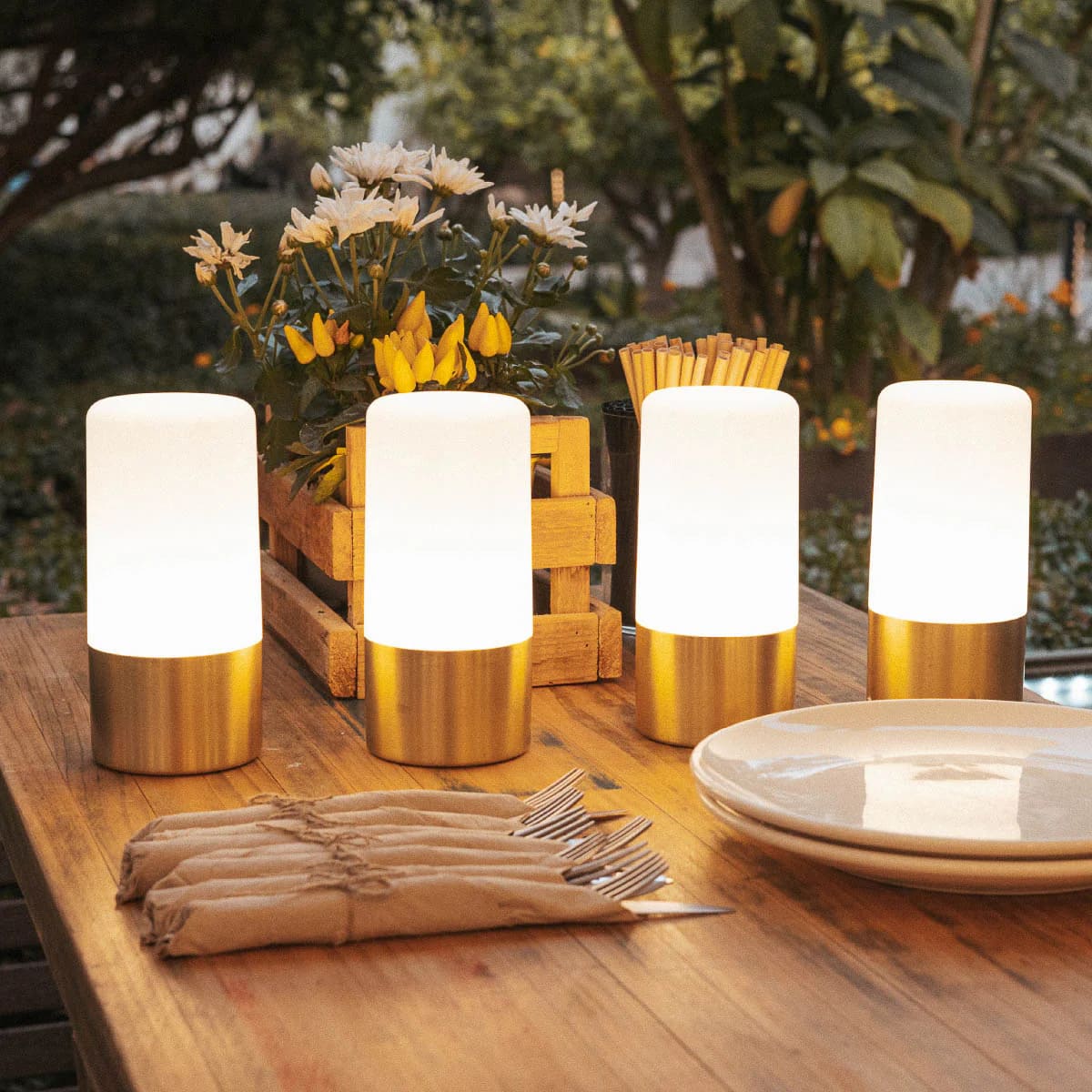 Maia Table Lamp