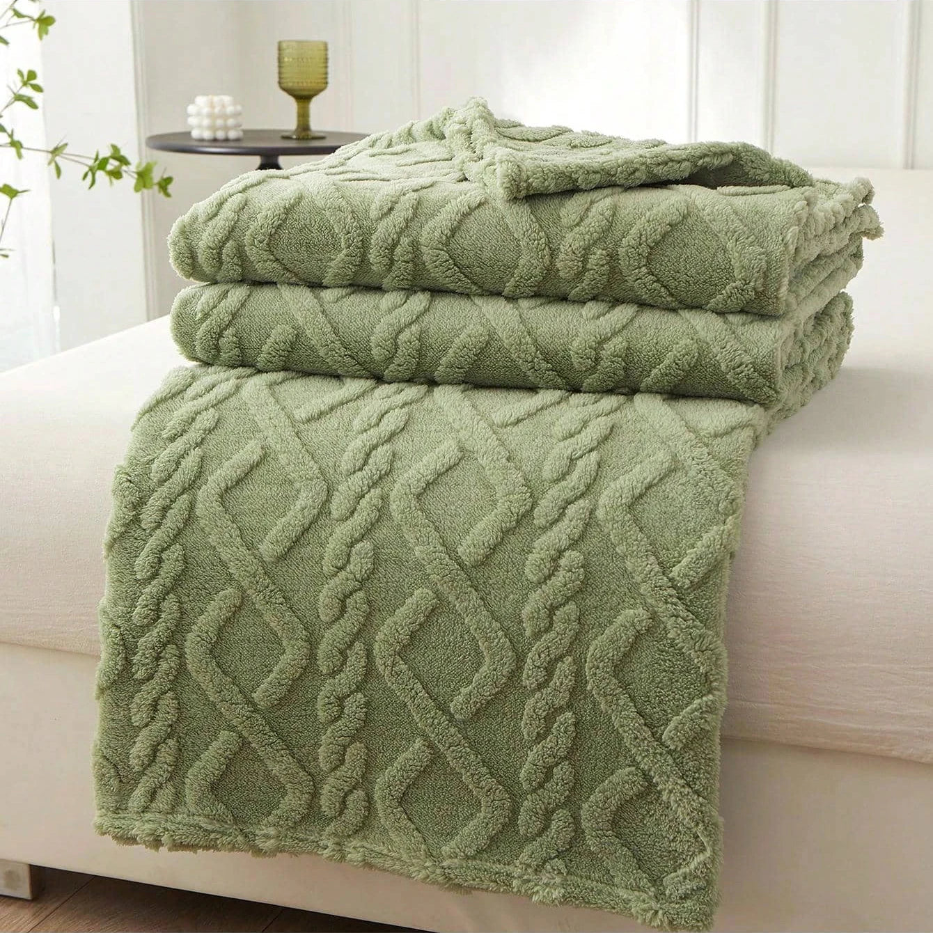 Cloud Fleece Throw