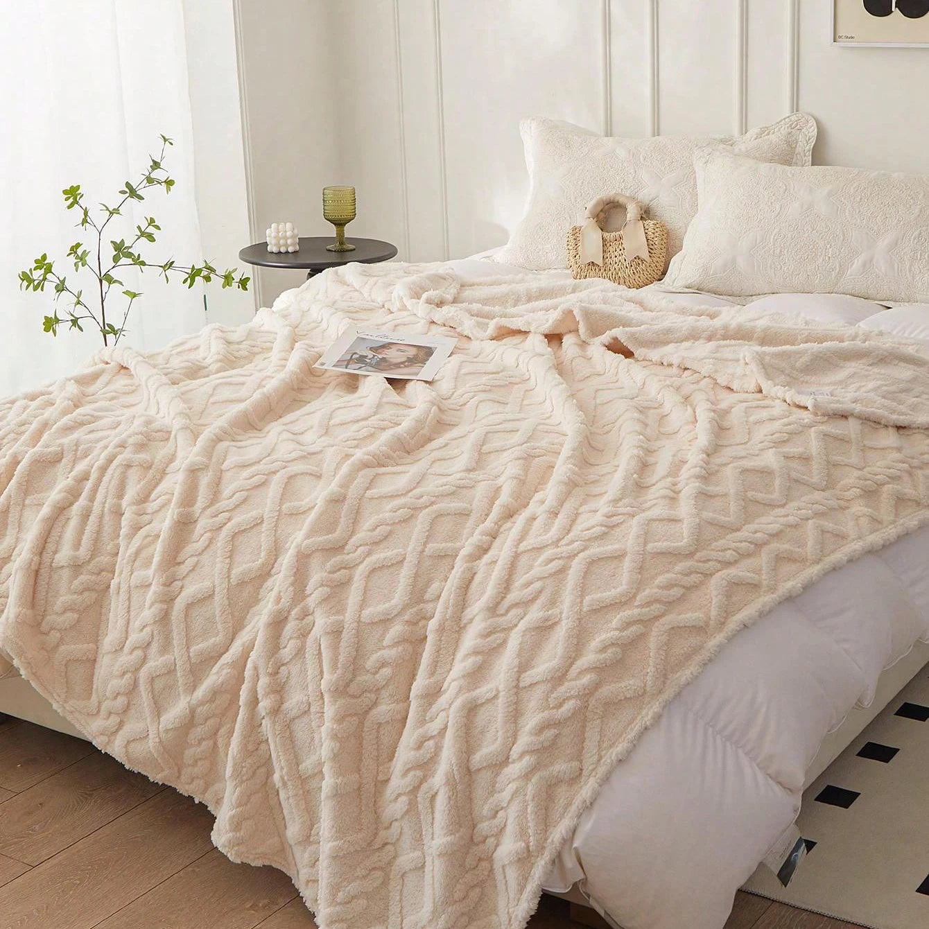 Cloud Fleece Throw